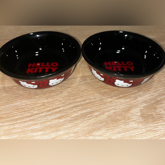 Hello Kitty Pet Bowl Set - Picture 1 of 2